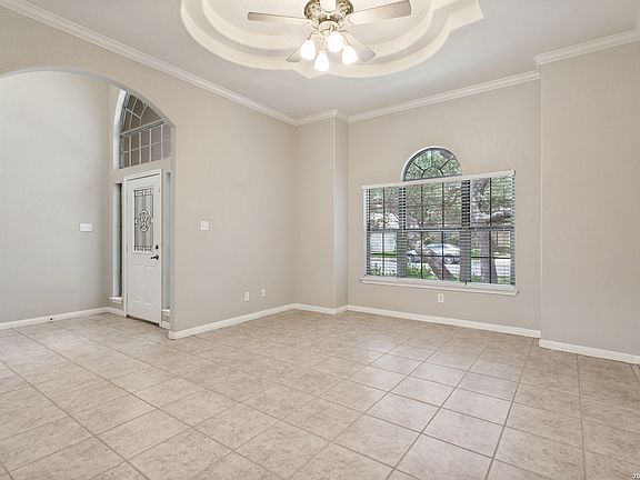 4th image of 1514 Mooreshill Dr
