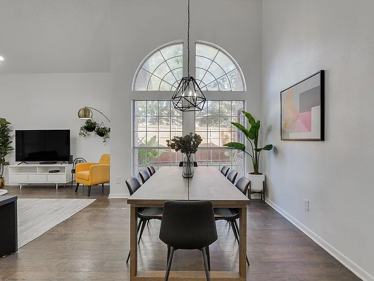 4402 Goodwin St — Photo 14