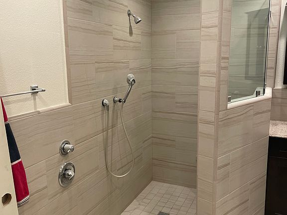 4th image of 2489 Calle Villada Cir