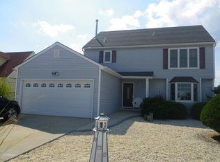 64 Ocean Gate Ave, Bayville, NJ 08721