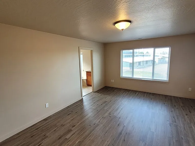 2144 Mayfly St — Photo 12