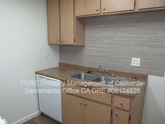 3rd image of 7814 Glen Echo St #7814
