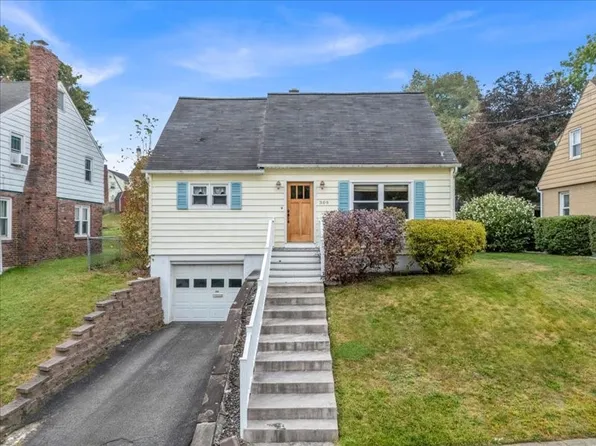 309 Wilson Ave, Endwell, NY 13760