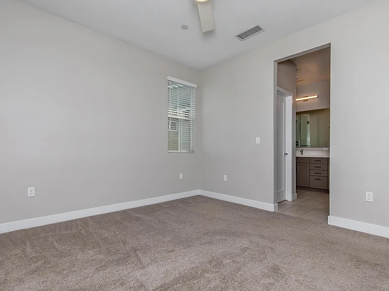 Parador Townhomes — Photo 44