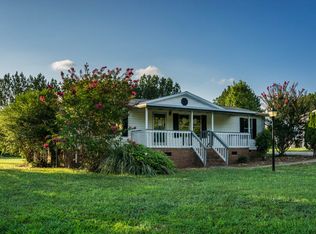 209 Stones Throw Dr, Landrum, SC 29356
