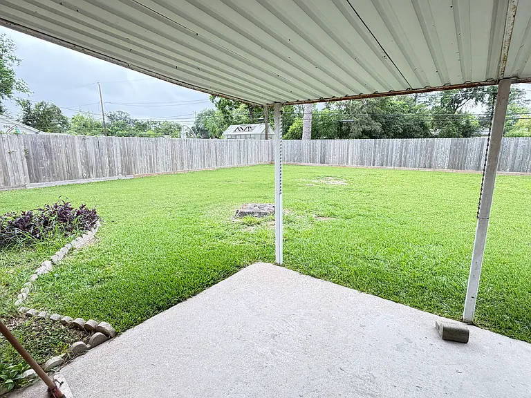 7007 Pine Grove Dr — Photo 8
