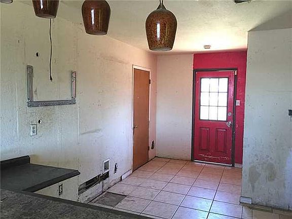 4th image of 5121 Antonio Ave