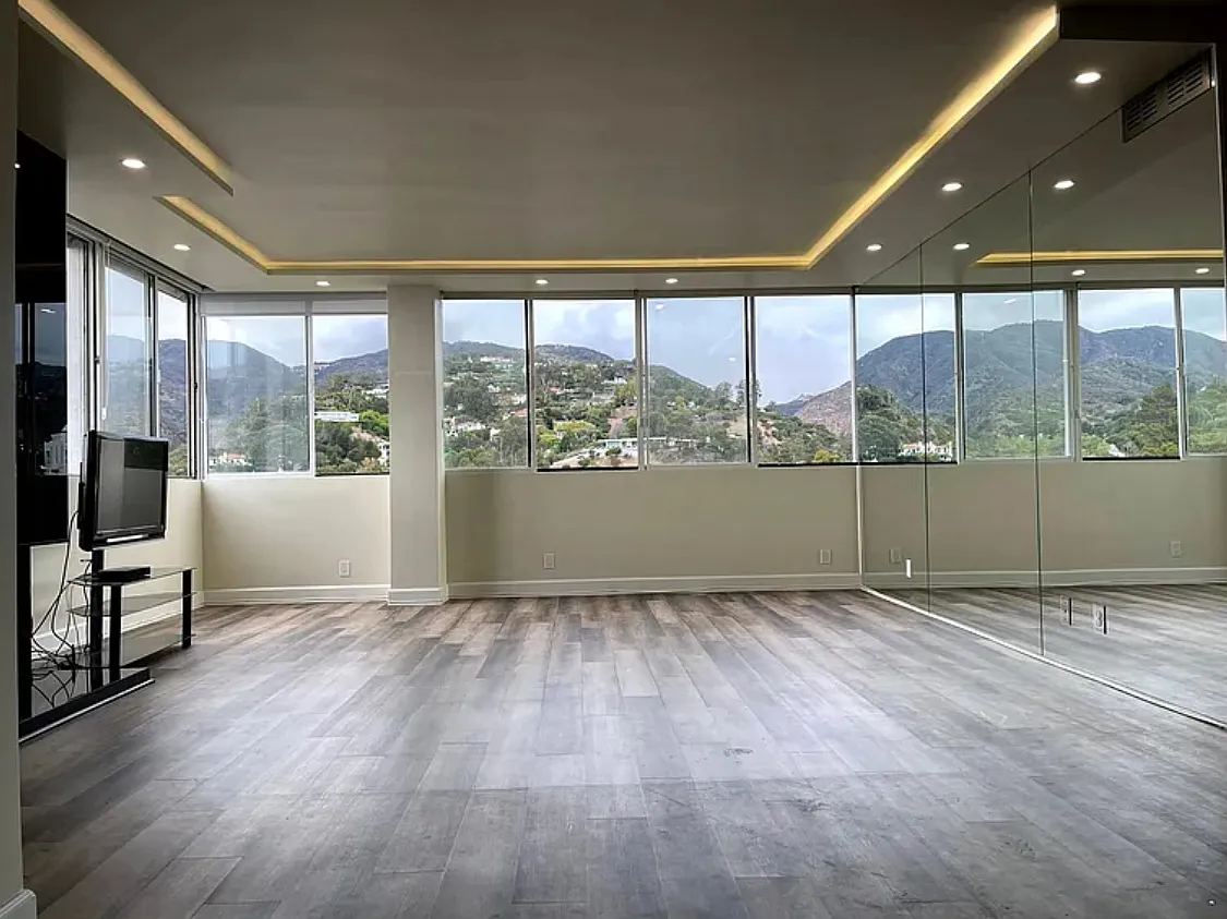 Building Photo - 17352 W Sunset Blvd #605-D