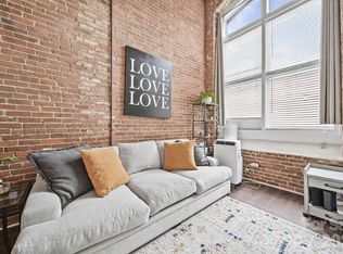 201 S Hoskins Rd APT 129, Charlotte, NC