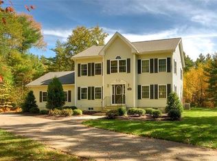 109 Breakneck Rd, Sturbridge, MA 01566