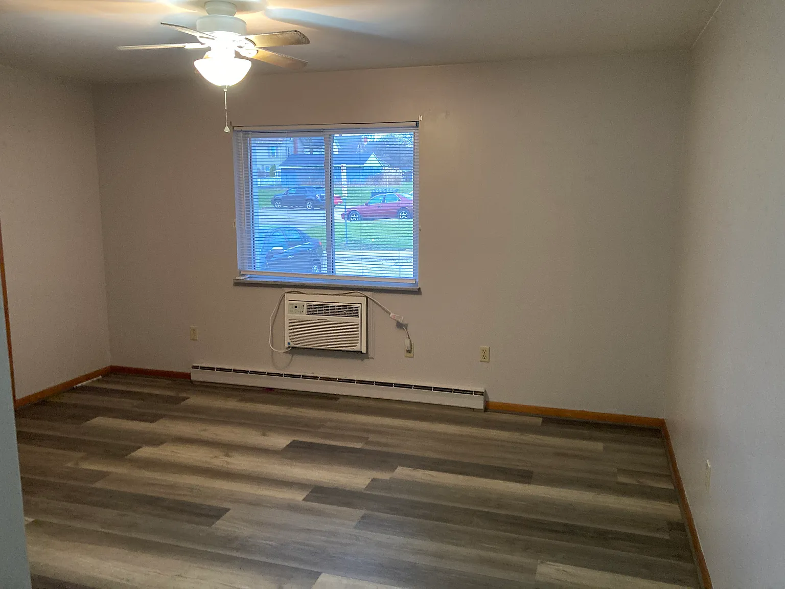 1 bed, 700 sqft, $800 — Photo 2