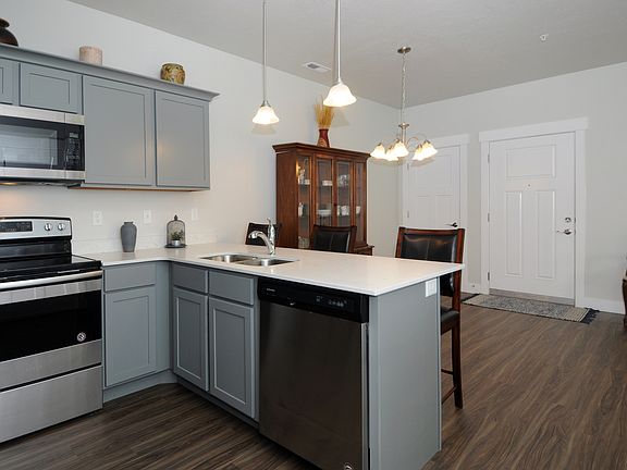 5th image of 13222 S Dominica Ln W #J101