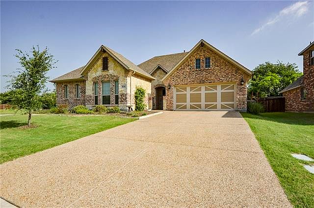 1st image of 3016 Leslie Dr