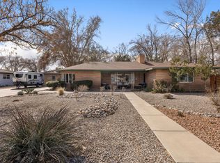 810 Solar Rd NW, Albuquerque, NM 87107