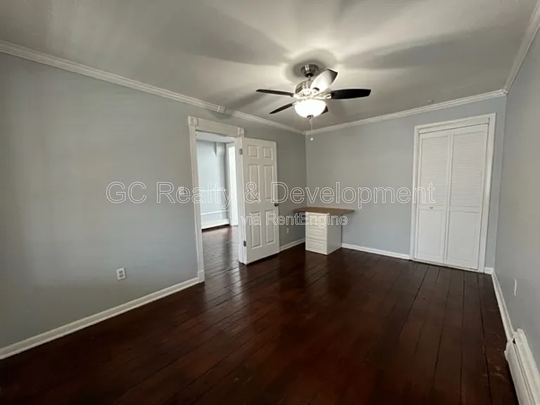 220 Main St #2R — Photo 9