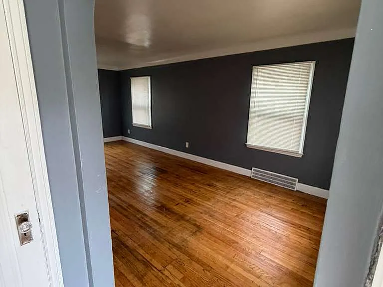 16820 Oakfield St — Photo 17