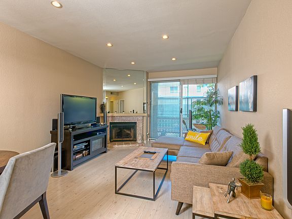 5th image of 8505 Gulana Ave Unit 4106