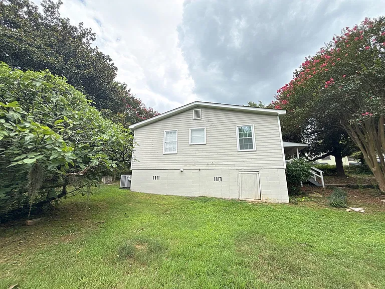 7923 Shinn Dr — Photo 11
