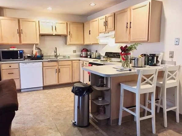 345 Washington Ave #1, West Haven, CT 06516