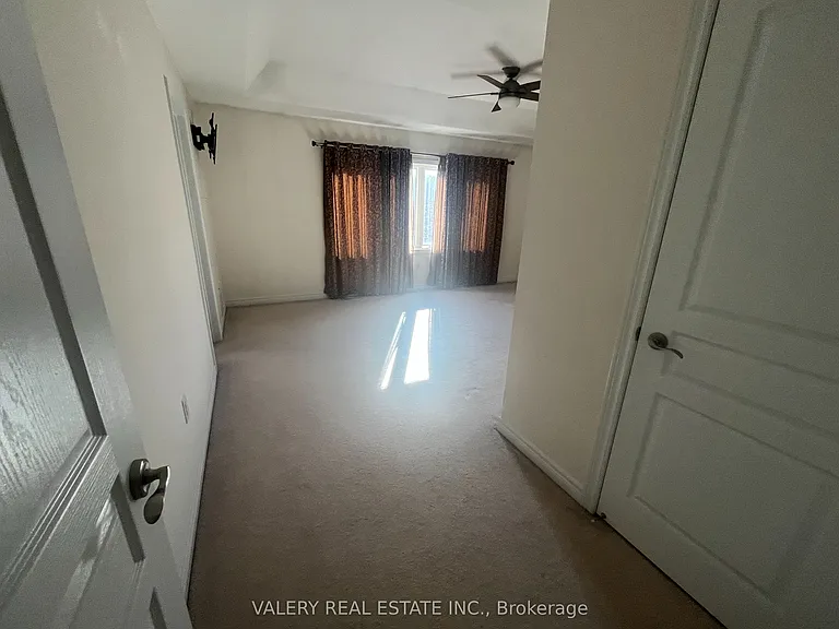 48 Bellcrest Rd #1 — Photo 14