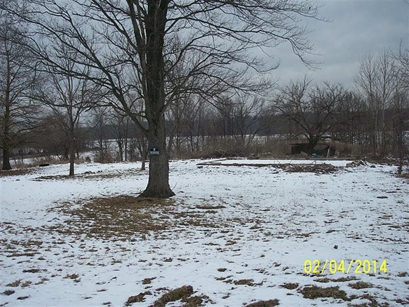 2nd image of 654 E County Road 1000 N