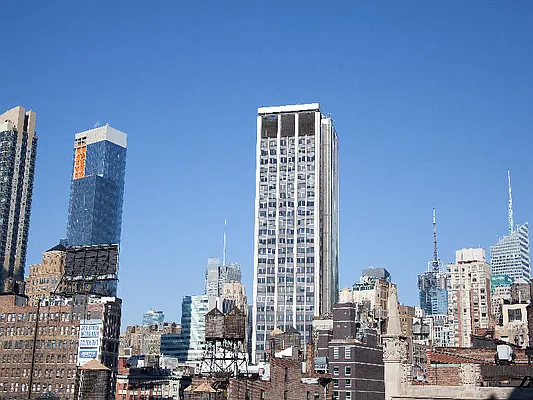 Sold by Sotheby's International Realty | media 20