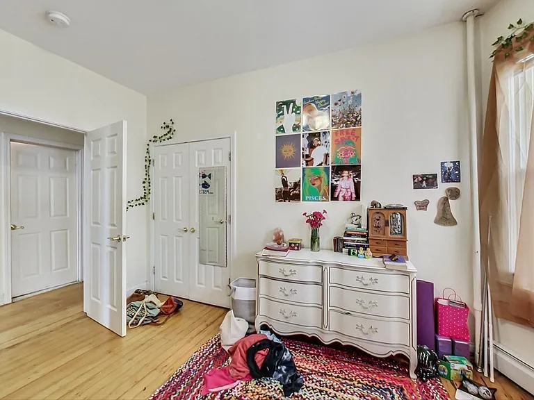 47 Hillside St #2L — Photo 17