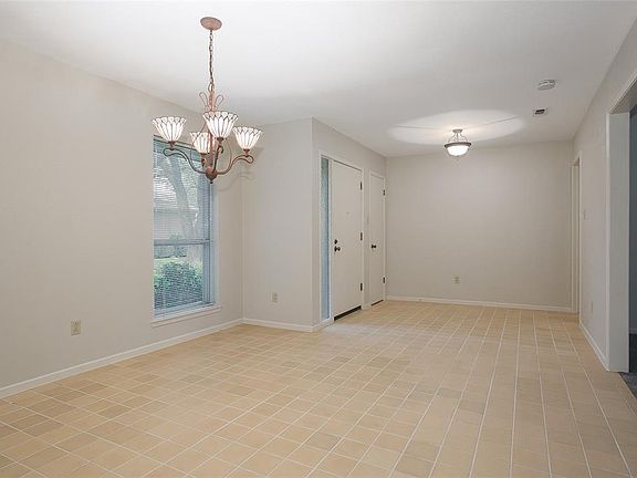 5th image of 4901 Ledgestone Dr