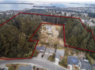 000 London Dr, Humboldt Hill, CA 95503