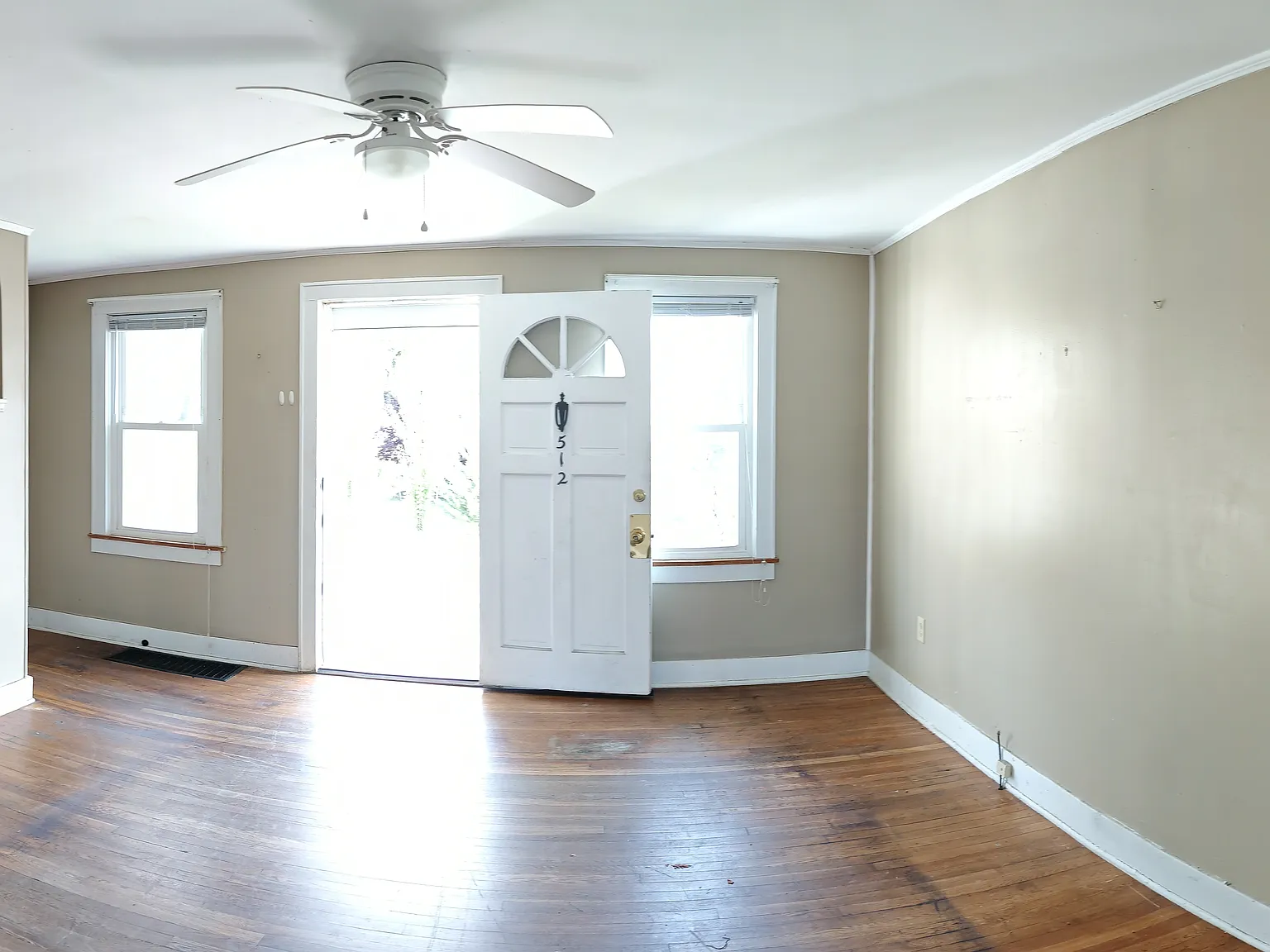 2 bed, 1800 sqft, $1,000 — Photo 4