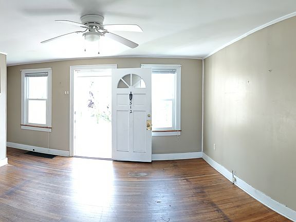 4th image of 512 Warren St