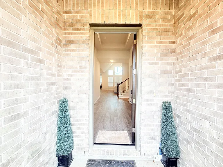 6610 Lake Oasis Dr — Photo 5