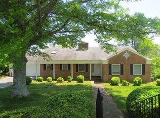 116 Crestview Dr, Abingdon, VA 24210