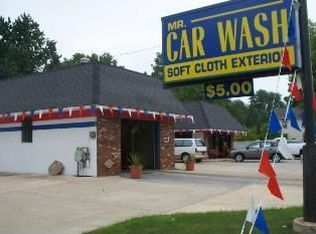 610 W Adrian St, Blissfield, MI 49228
