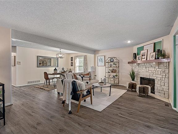 3rd image of 8337 Lowell Ave APT 2