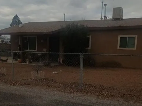 8943 Boe Ln NE, Albuquerque, NM 87113