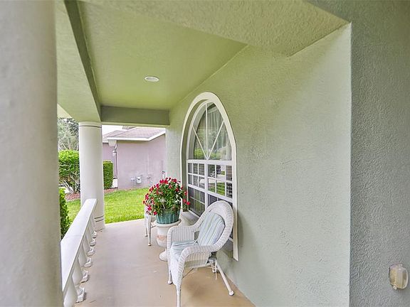 3rd image of 12755 Standbridge Dr