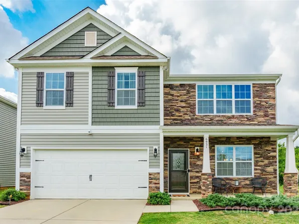 6931 Pennyroyal Way, Charlotte, NC 28216