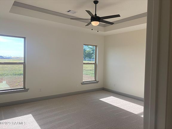 5th image of 108 Preston Rose Ln