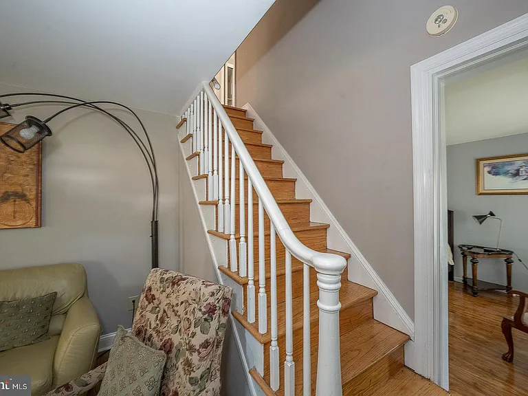 452 Rock Glen Dr — Photo 14