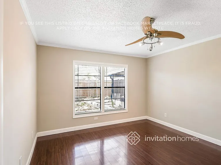 6708 Commodore Way — Photo 21