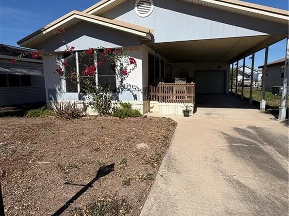 206 Hub Dr, Mission, TX 78574