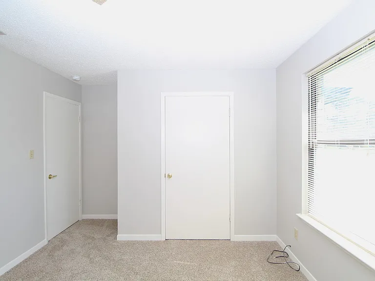 8224 Tempest Dr — Photo 8