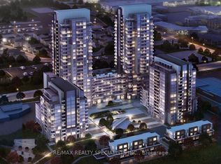 30 Meadowglen Pl #813, Toronto, ON M1G2V5