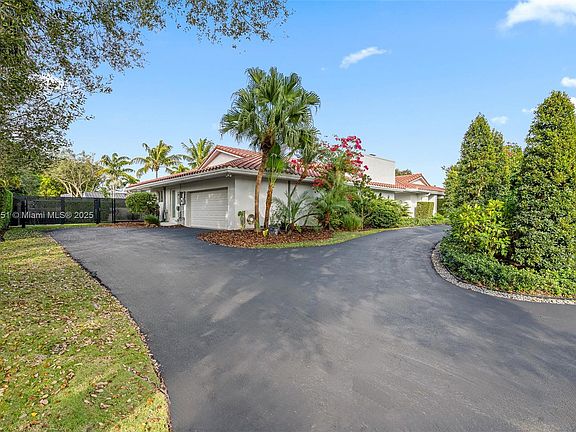 4th image of 7861 SW 180th St