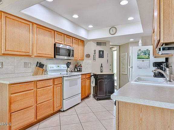 4th image of 10648 W LOMA BLANCA Drive