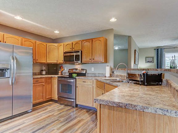 4th image of 6705 Casa Bella Dr
