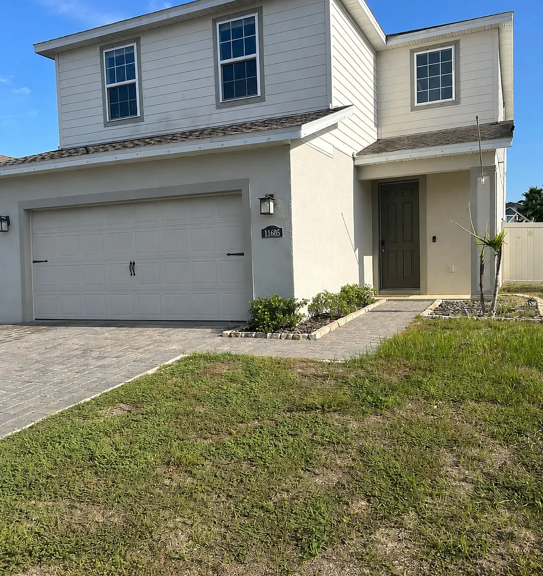 4 bed, 2.5 bath, 2446 sqft, $3,200 — Photo 1