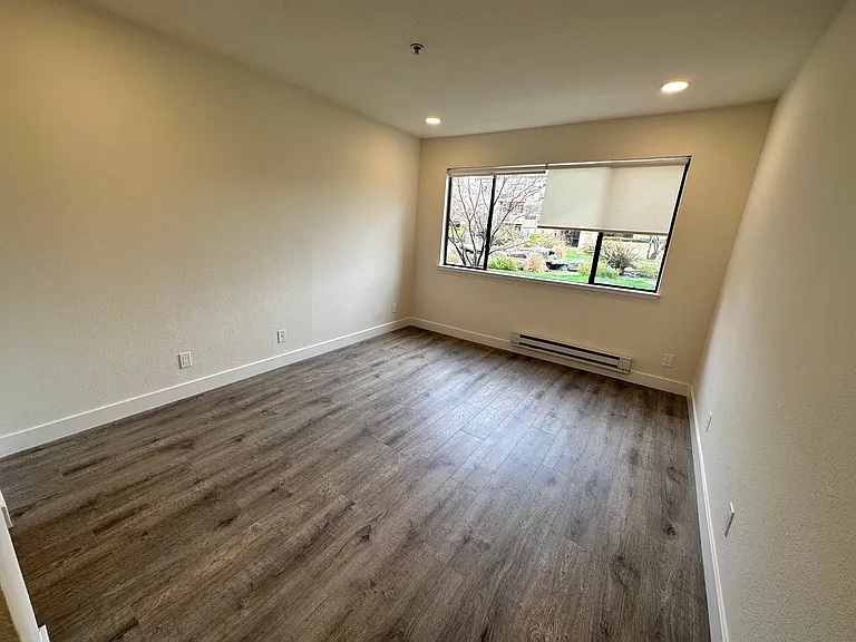 39206 Guardino Dr #112 — Photo 29