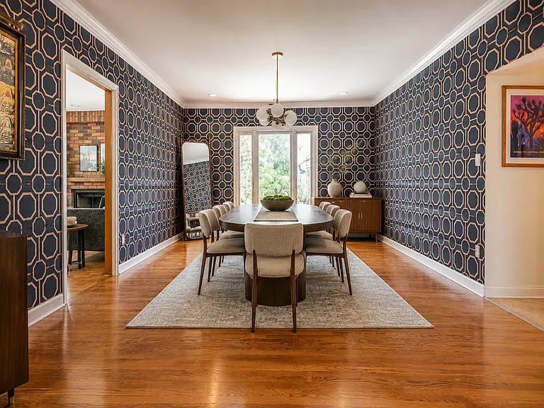 8211 Gannon Ave — Photo 7